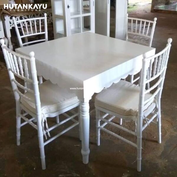 Meja Makan Cafe Tiffany Kotak Hutankayu Furniture Mebel Jati Jepara